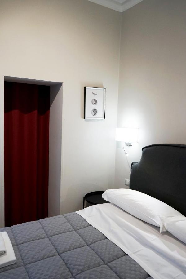 Re Di Smirne By Apulia Accommodation Bari Eksteriør billede