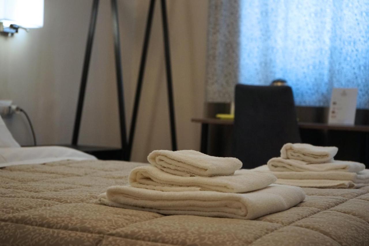 Re Di Smirne By Apulia Accommodation Bari Eksteriør billede