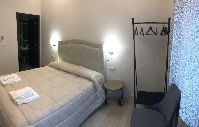 Re Di Smirne By Apulia Accommodation Bari Eksteriør billede